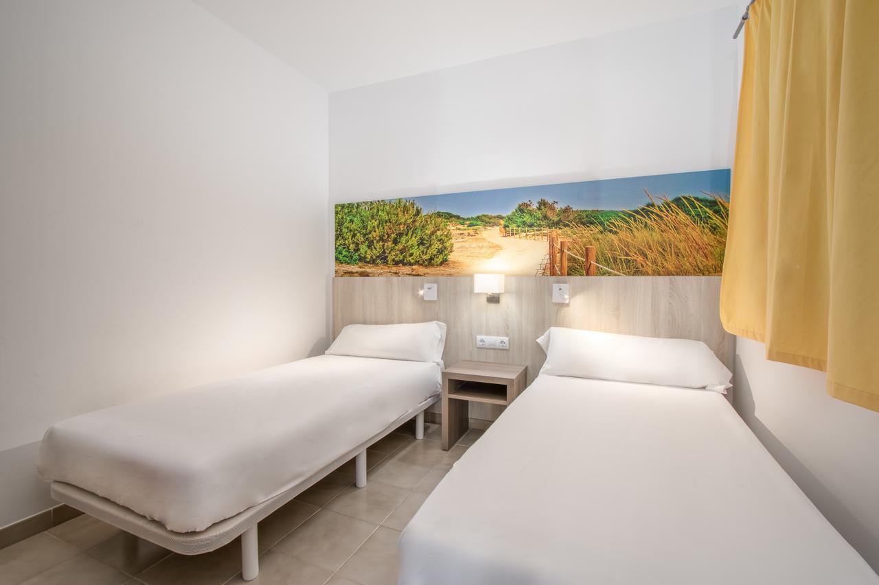 Apartamentos Lago Colonia de Sant Jordi Extérieur photo