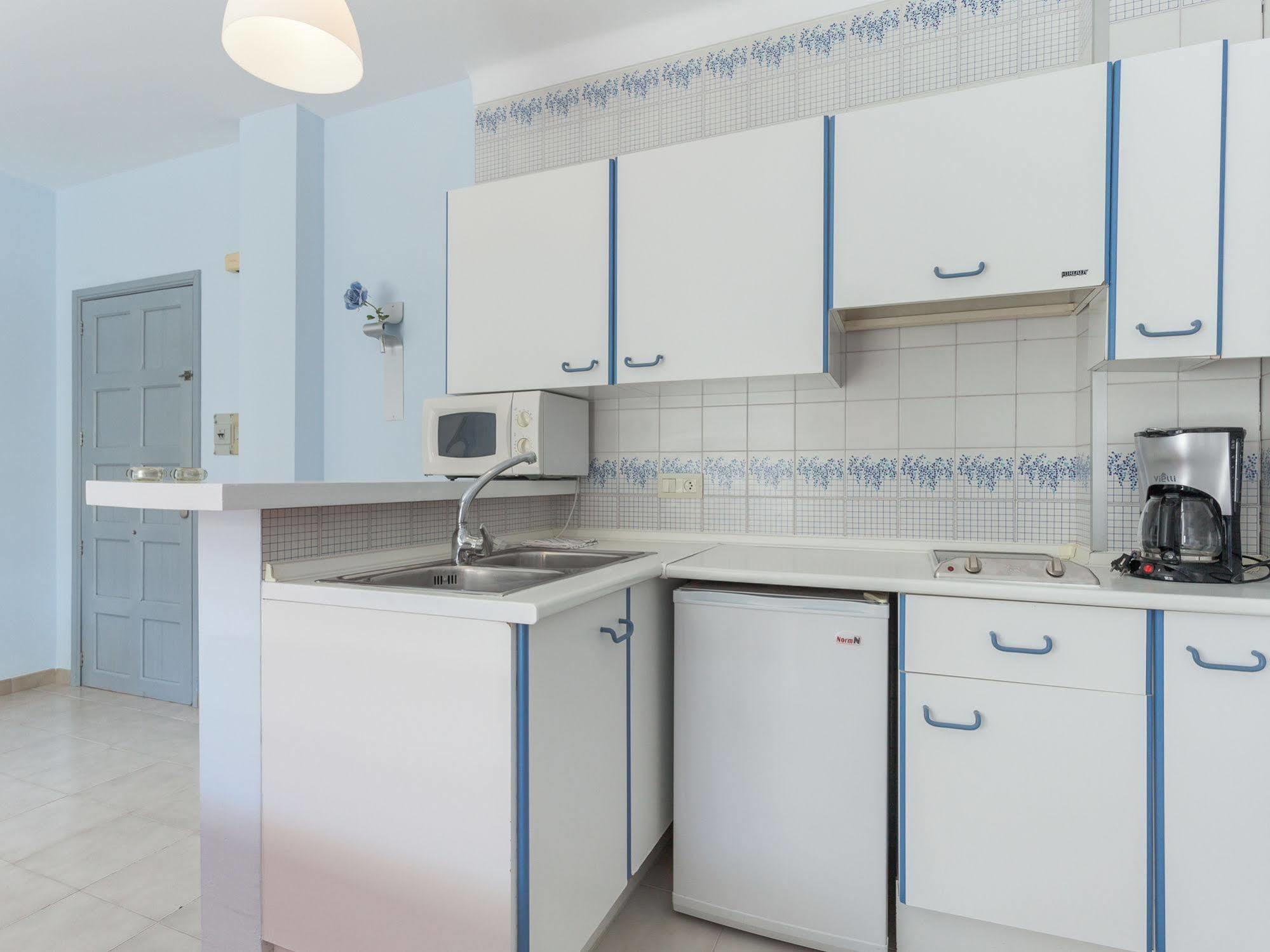 Apartamentos Lago Colonia de Sant Jordi Extérieur photo
